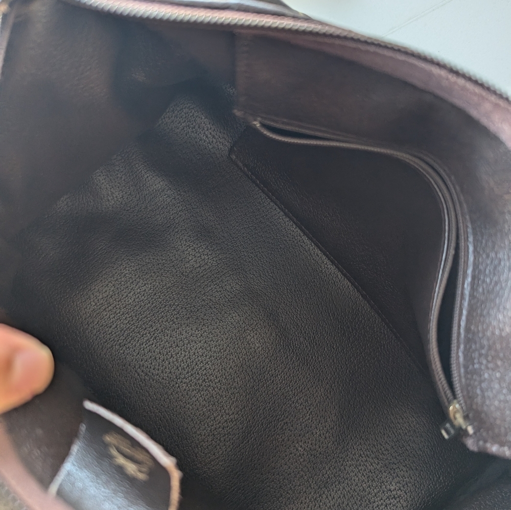 Longchamp Hangbag - Picture 8 of 9